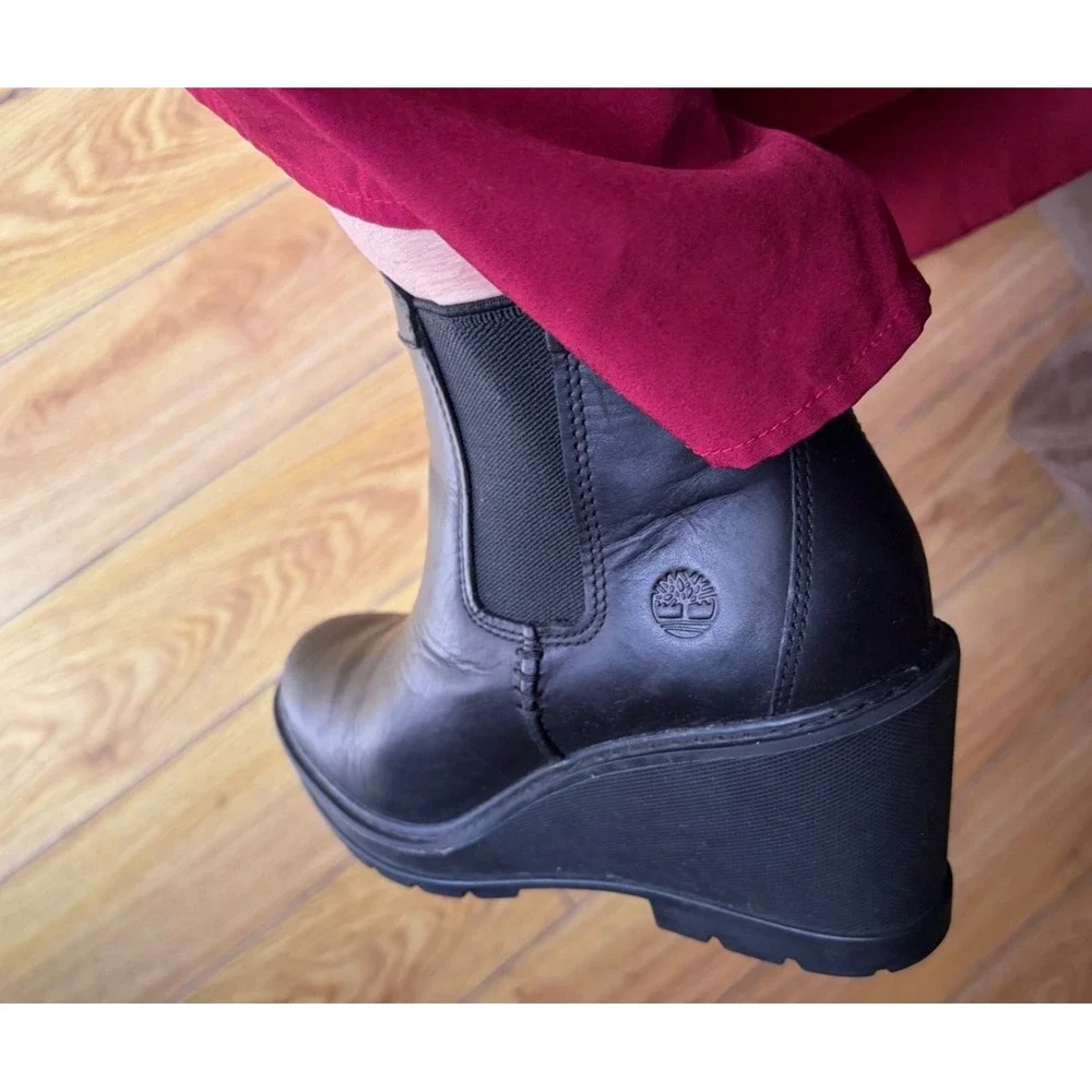 Timberland Defender Women's Black Leather Chelsea Ankle Wedge Boots US 8.5